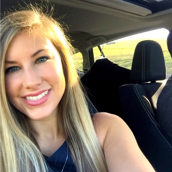 Cali Girl All the Way ☀️ 👙 ❤️ - Picture 1 of 1